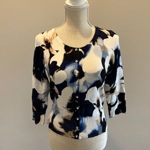 WHBM 3/4 sleeve sweater